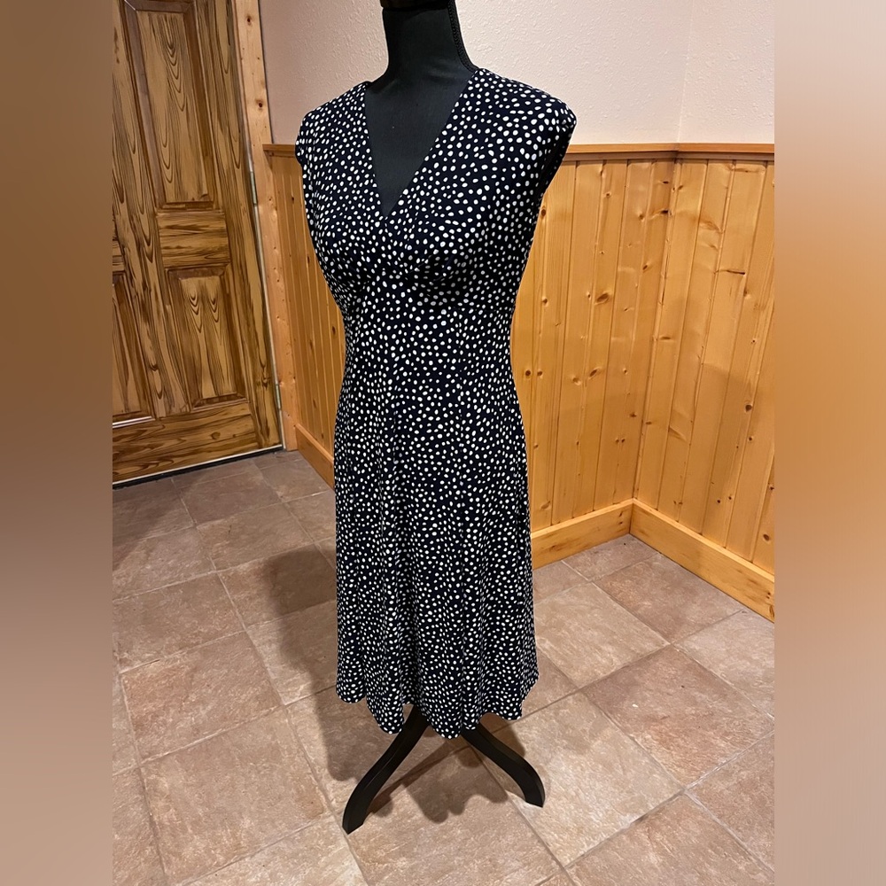 Chaps sleeveless polka dot pattern black dress.